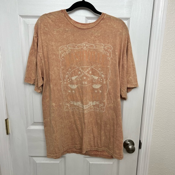 Graphic Tee - Picture 1 of 3